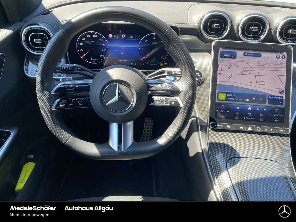 Mercedes-Benz GLC 220 - Imagem 13