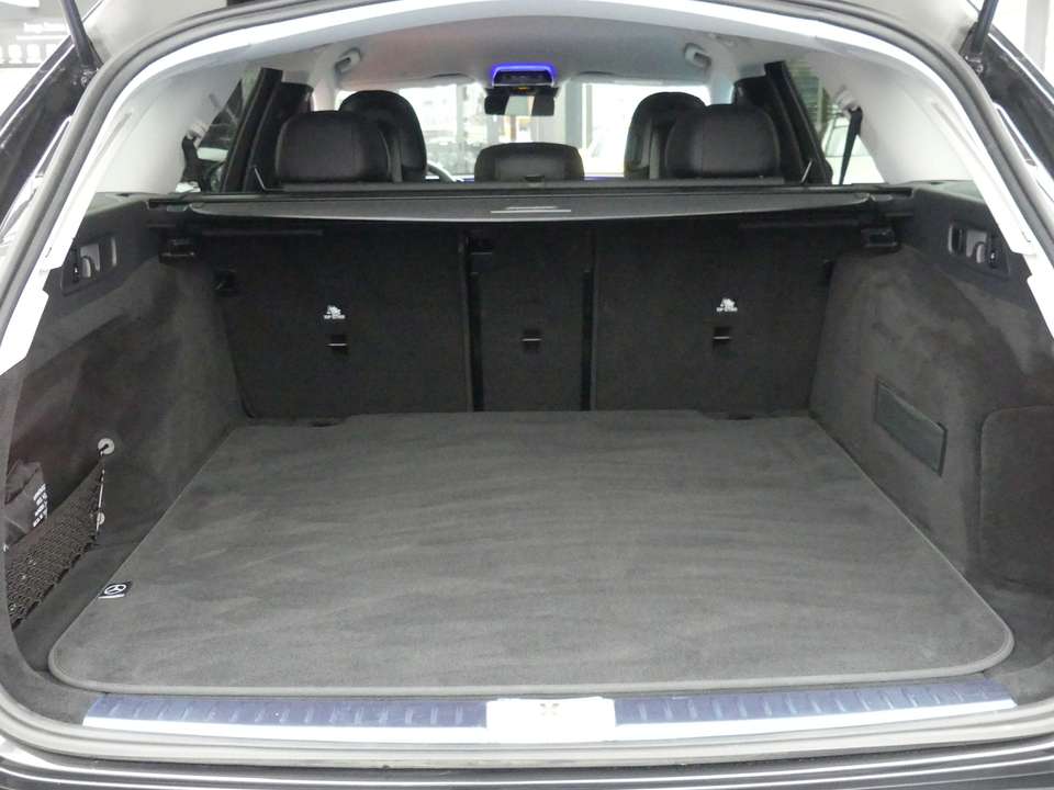 Mercedes-Benz E 220 - Imagem 11