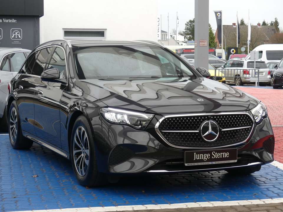 Mercedes-Benz E 220 - Imagem 12
