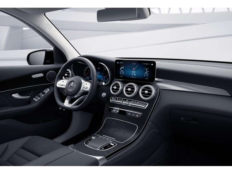 Mercedes-Benz GLC 220 - Imagem 11