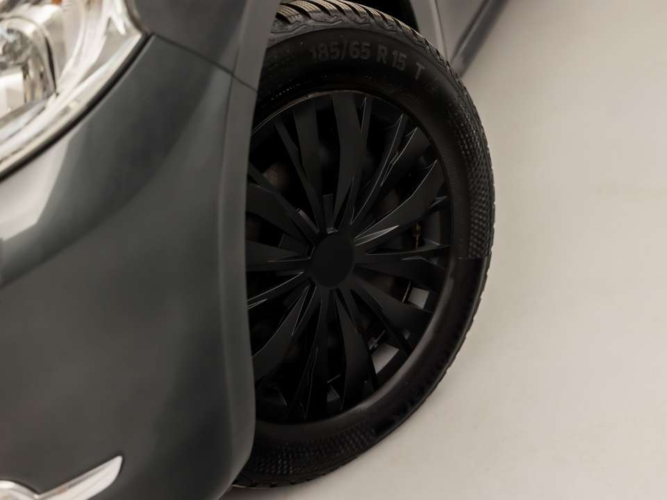 Peugeot 208 - Imagem 12