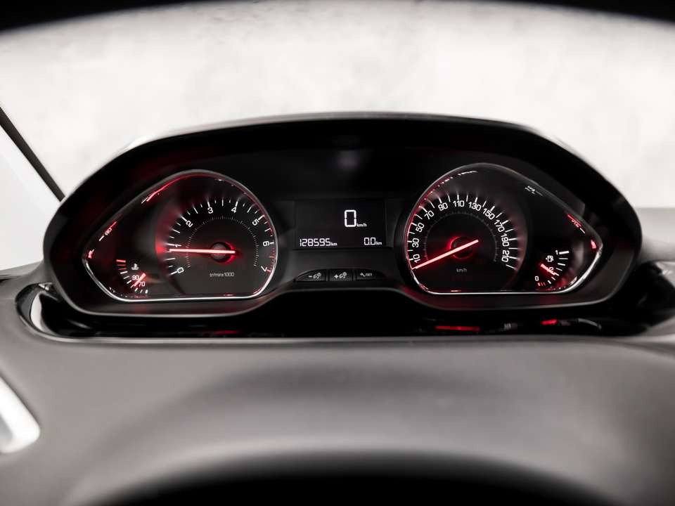 Peugeot 208 - Imagem 20