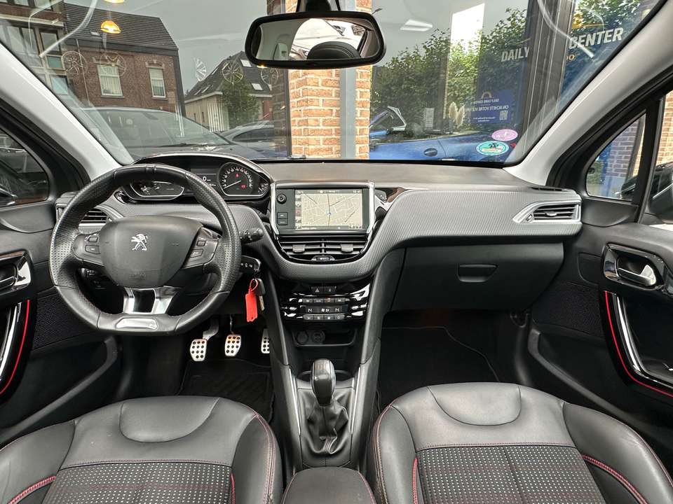 Peugeot 208 - Imagem 2