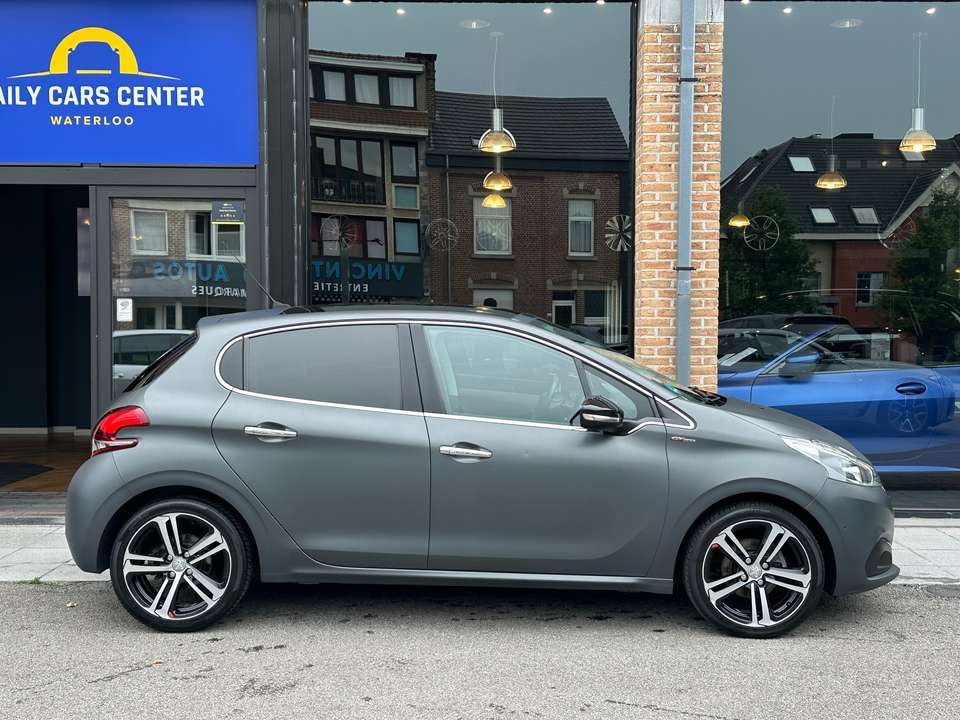 Peugeot 208 - Imagem 8