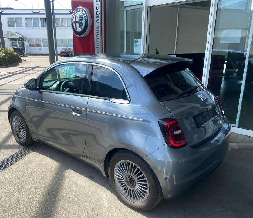 Fiat 500e - Imagem 4