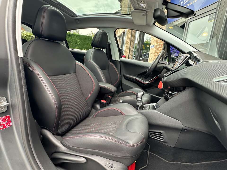 Peugeot 208 - Imagem 13