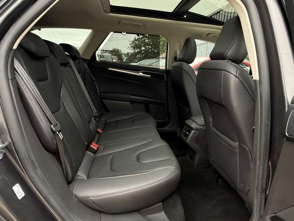 Ford Mondeo - Imagem 11
