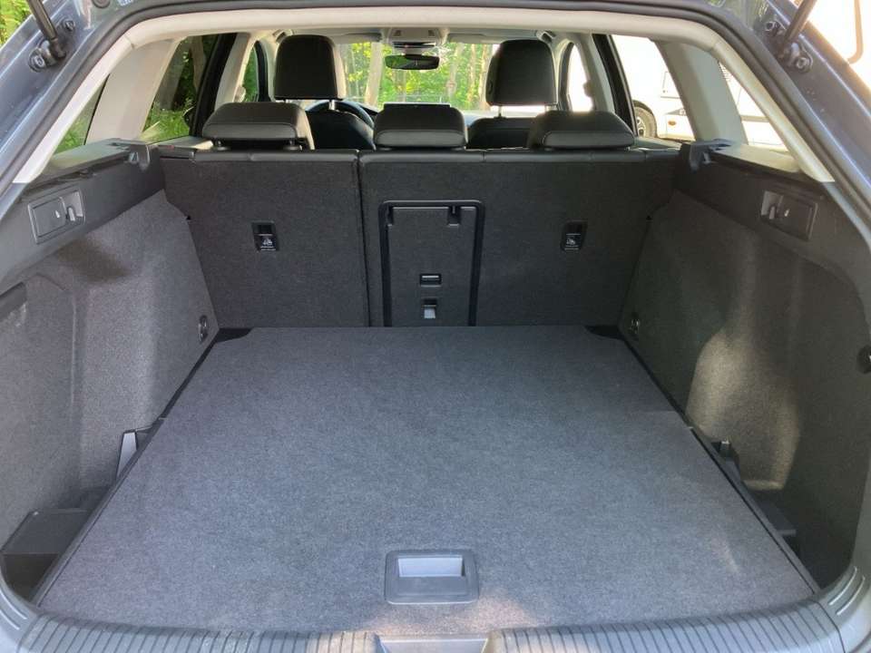 Volkswagen Golf Variant - Imagem 12