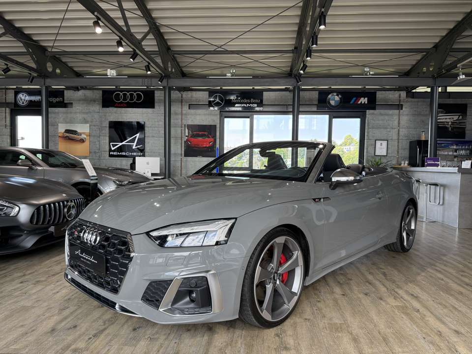 Audi S5 - Imagem 1