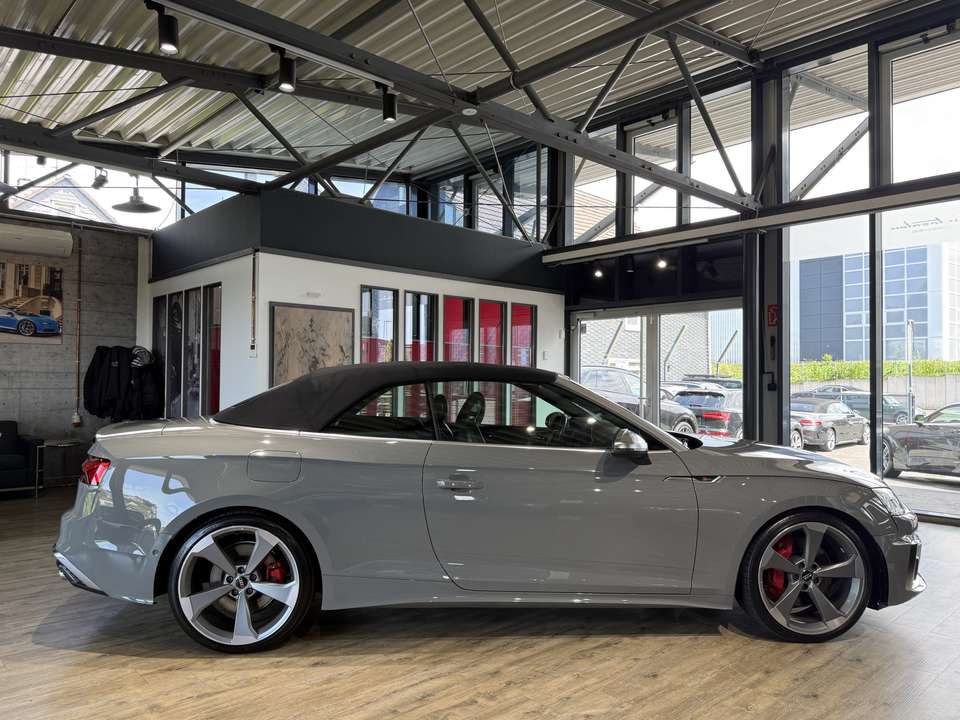 Audi S5 - Imagem 13