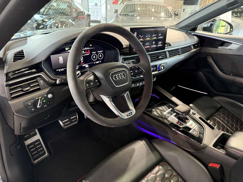 Audi RS5 - Imagem 14