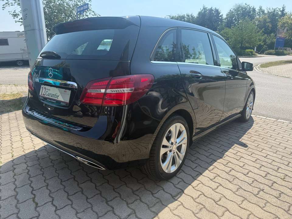 Mercedes-Benz B 200 - Imagem 5