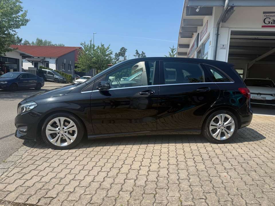 Mercedes-Benz B 200 - Imagem 8