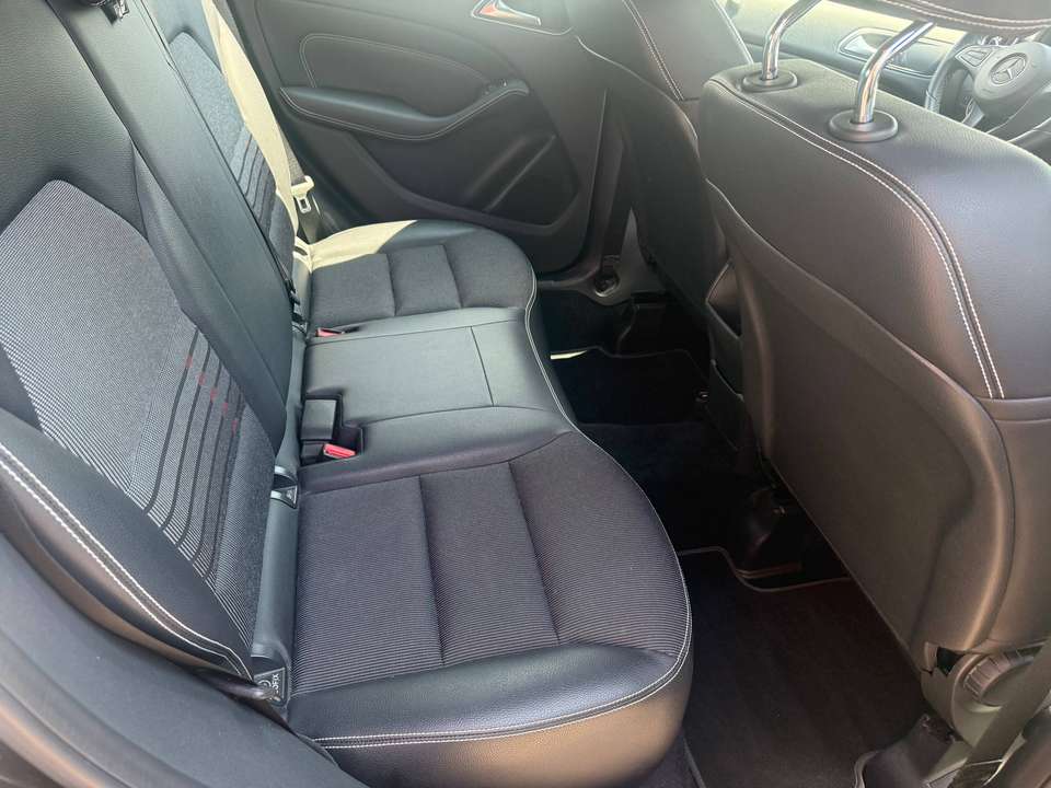Mercedes-Benz B 200 - Imagem 12