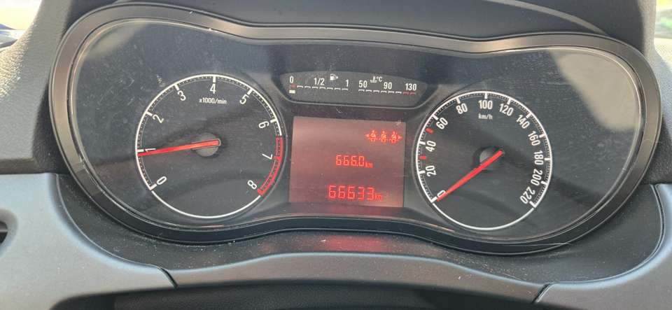 Opel Corsa - Imagem 6