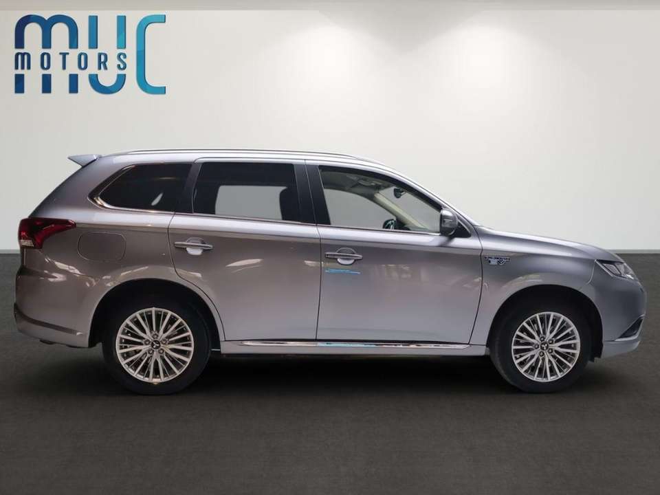 Mitsubishi Outlander - Imagem 3