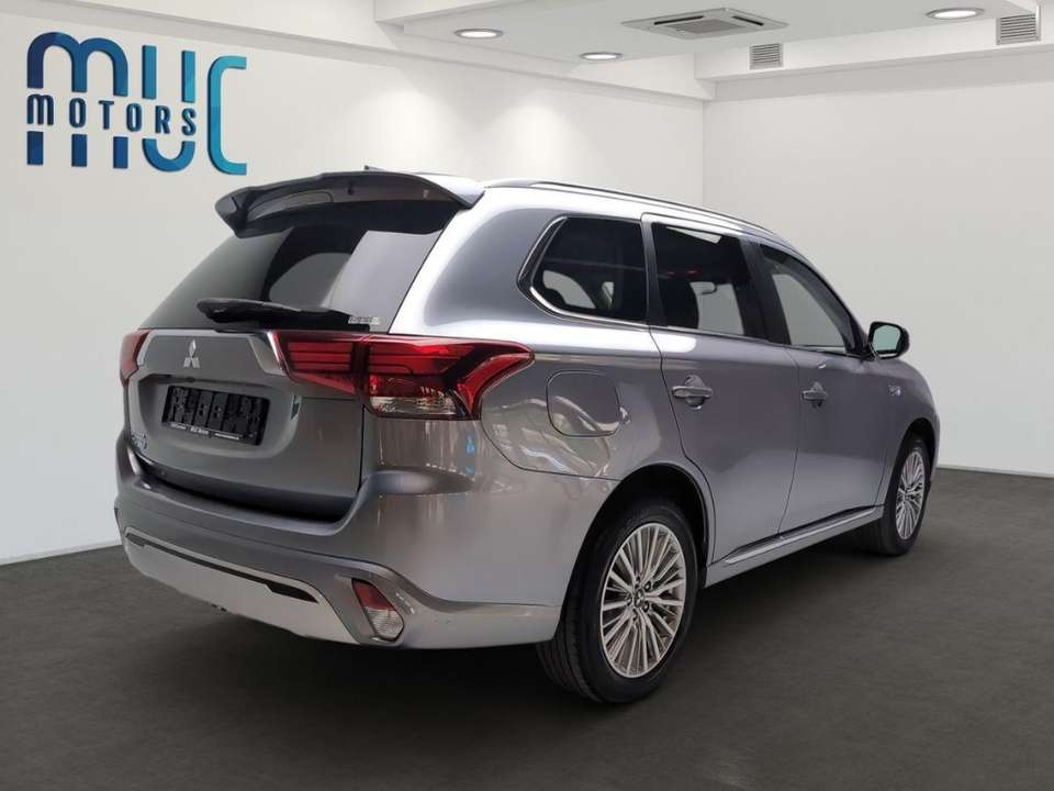 Mitsubishi Outlander - Imagem 4