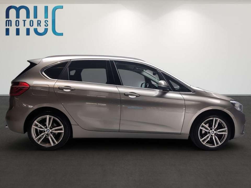 BMW 220 - Imagem 3