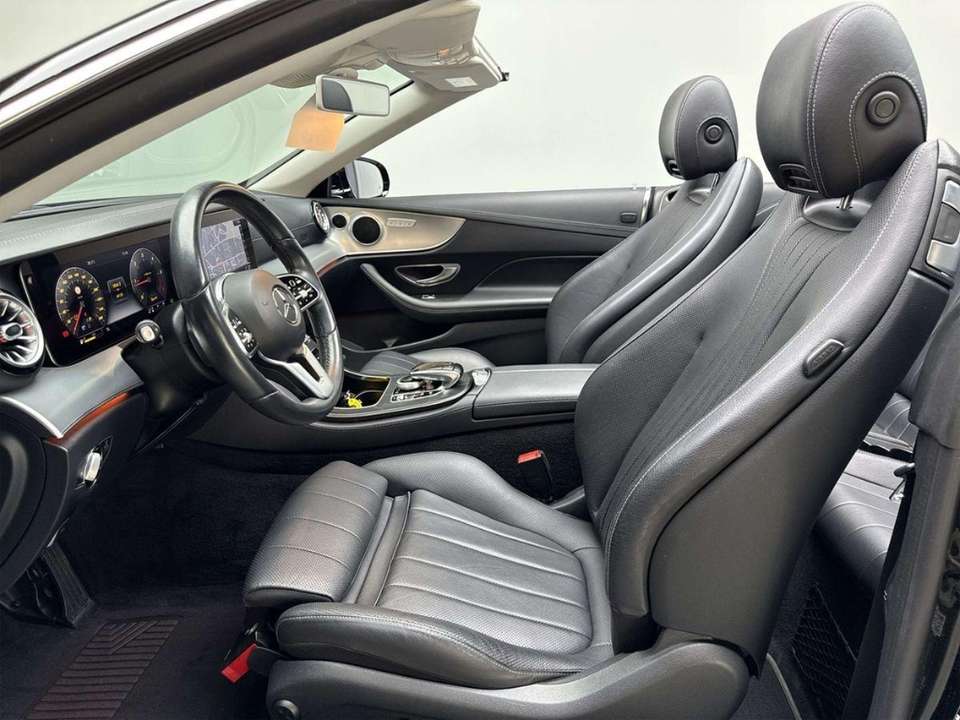 Mercedes-Benz E 220 - Imagem 7