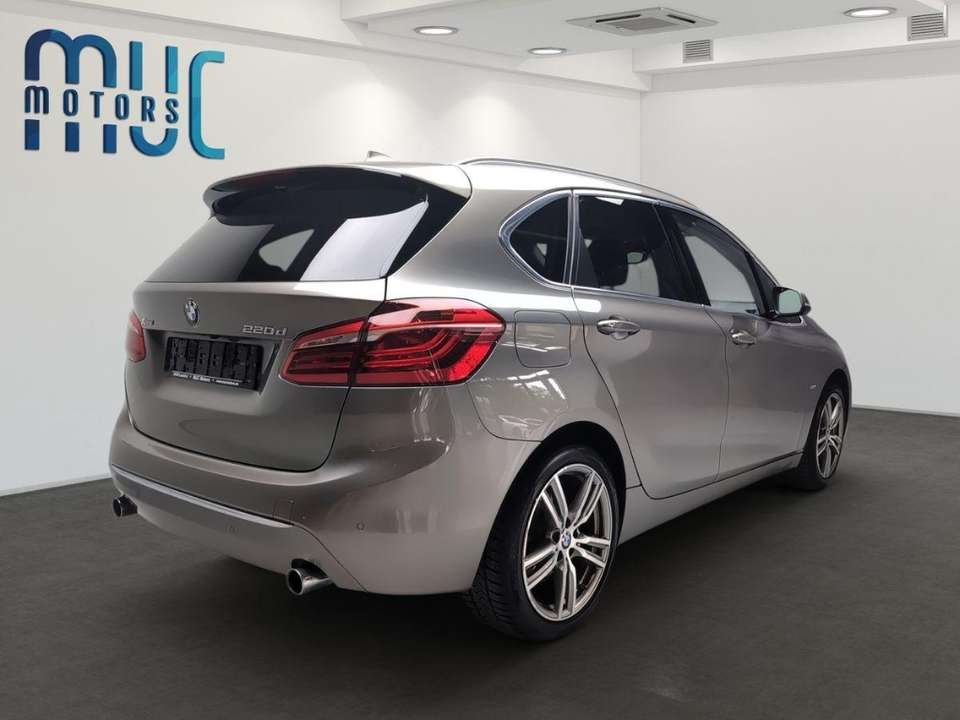 BMW 220 - Imagem 4