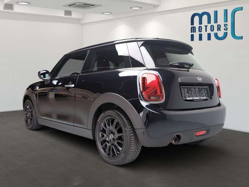 MINI One - Imagem 5