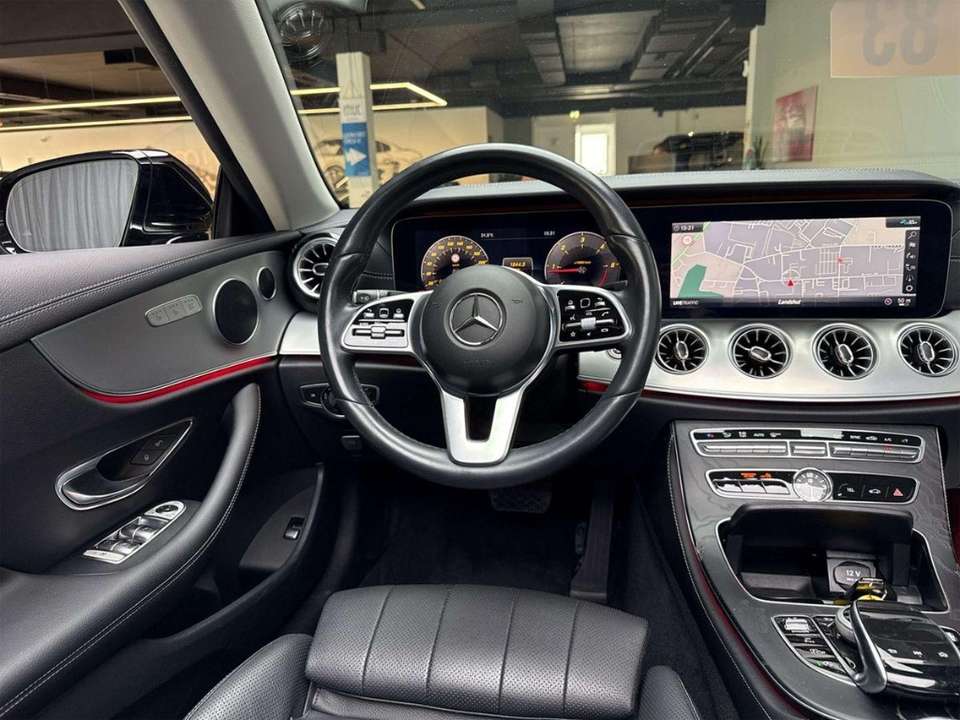 Mercedes-Benz E 220 - Imagem 8