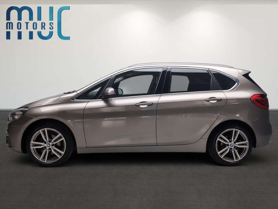 BMW 220 - Imagem 6
