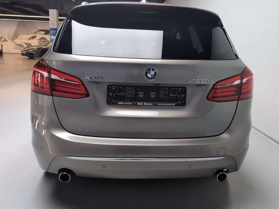 BMW 220 - Imagem 10
