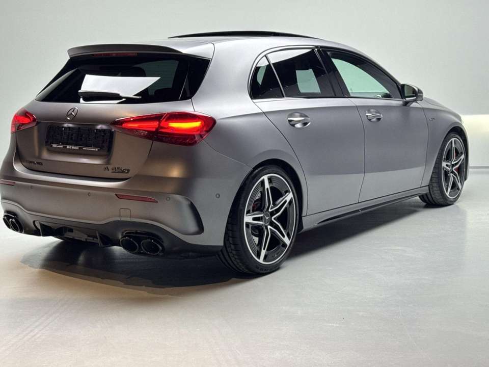 Mercedes-Benz A 45 AMG - Imagem 2