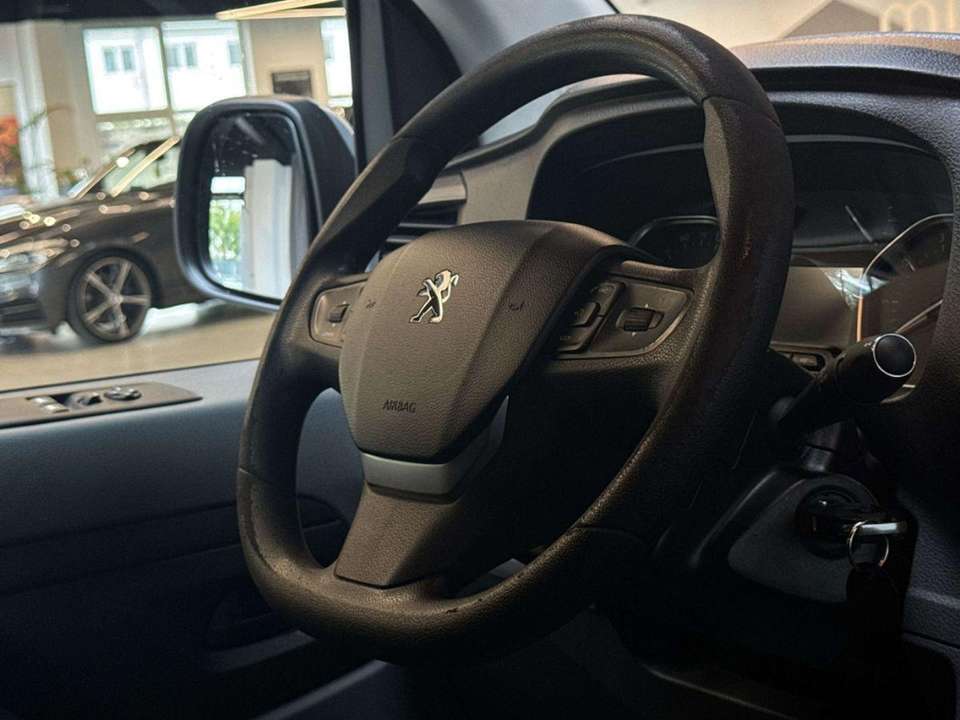 Peugeot Expert - Imagem 8