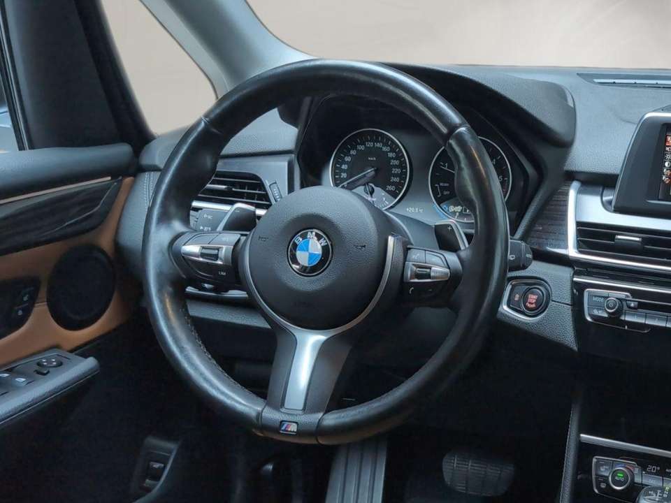 BMW 220 - Imagem 13