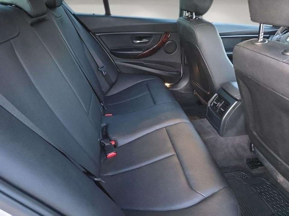 BMW 320 - Imagem 19