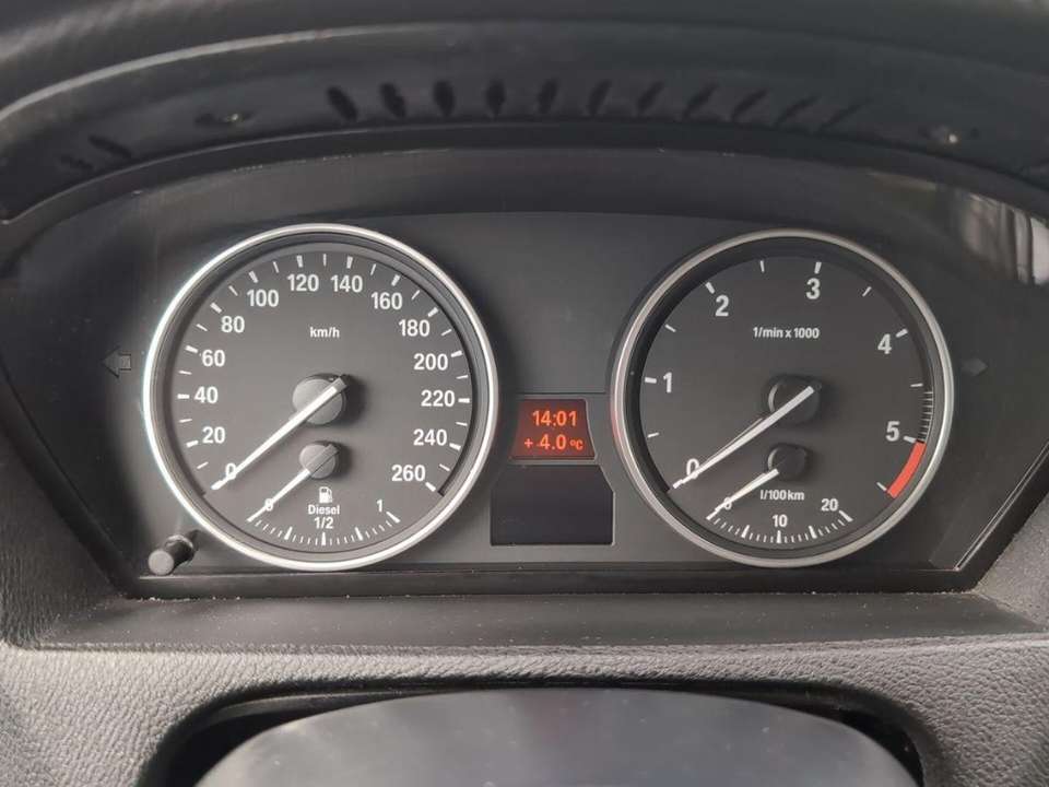 BMW X5 - Imagem 15