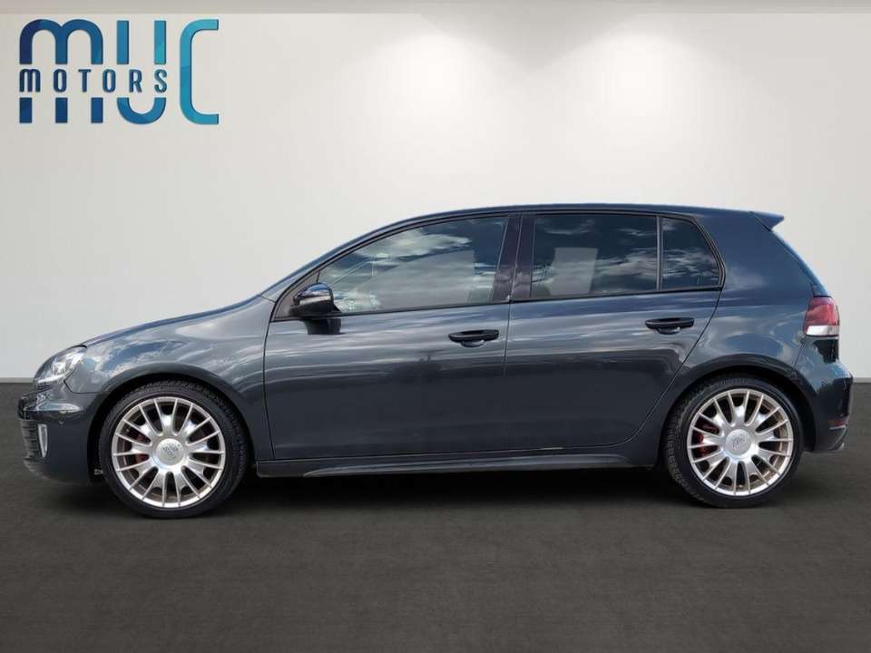 Volkswagen Golf GTI - Imagem 6