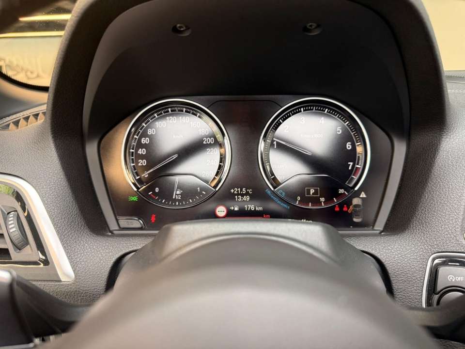 BMW 240 - Imagem 15
