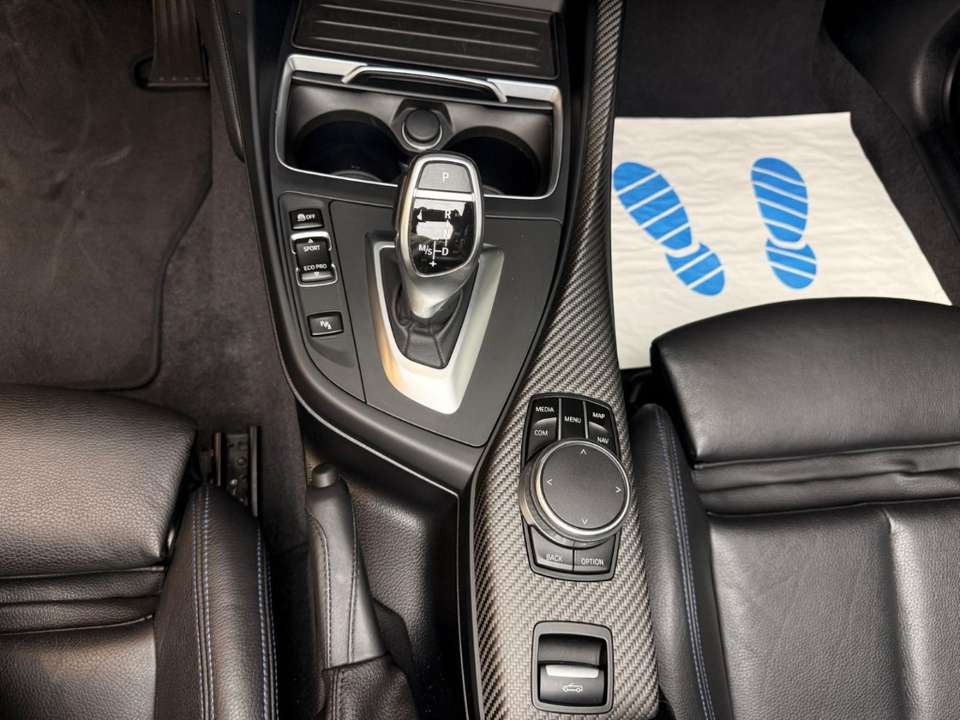 BMW 240 - Imagem 17