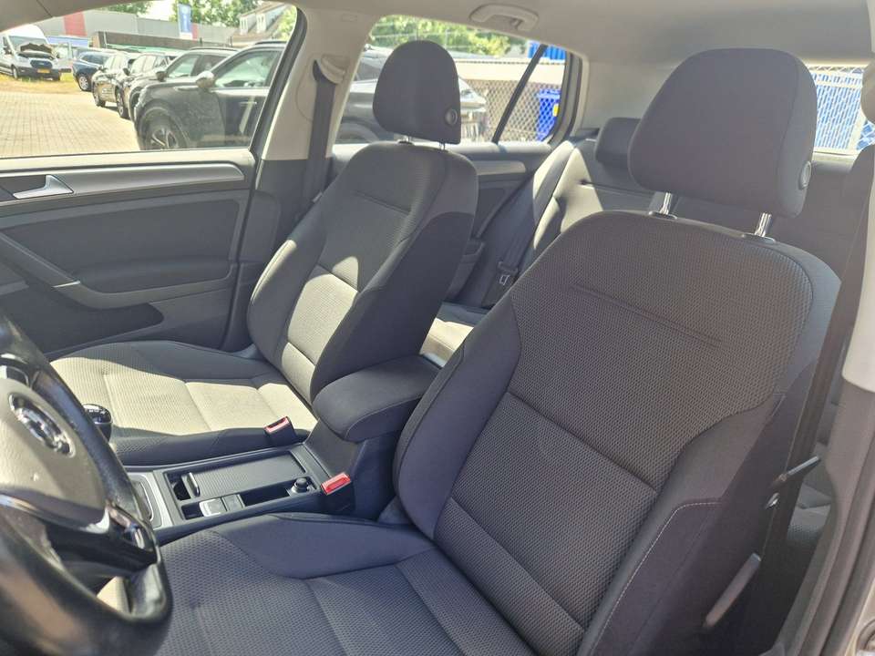 Volkswagen Golf - Imagem 5