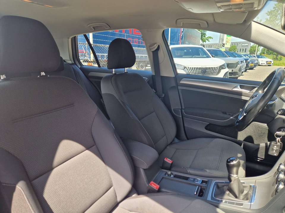 Volkswagen Golf - Imagem 7