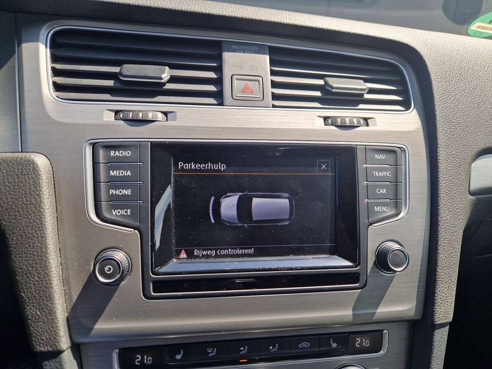 Volkswagen Golf - Imagem 15