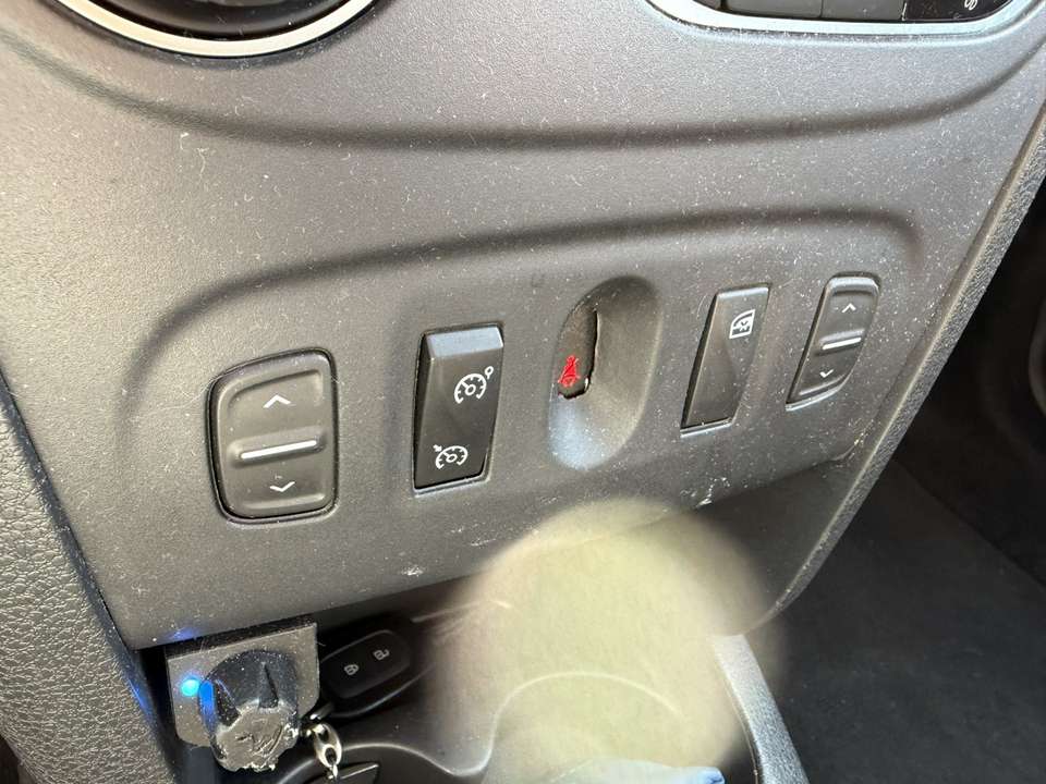 Dacia Logan - Imagem 9
