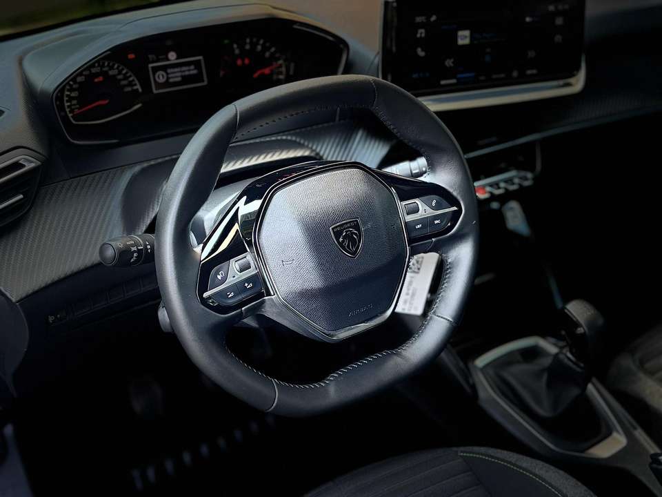 Peugeot 208 - Imagem 15