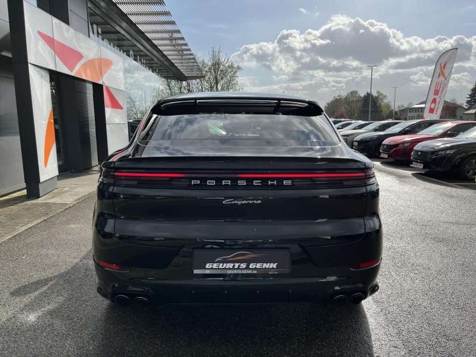 Porsche Cayenne - Imagem 4
