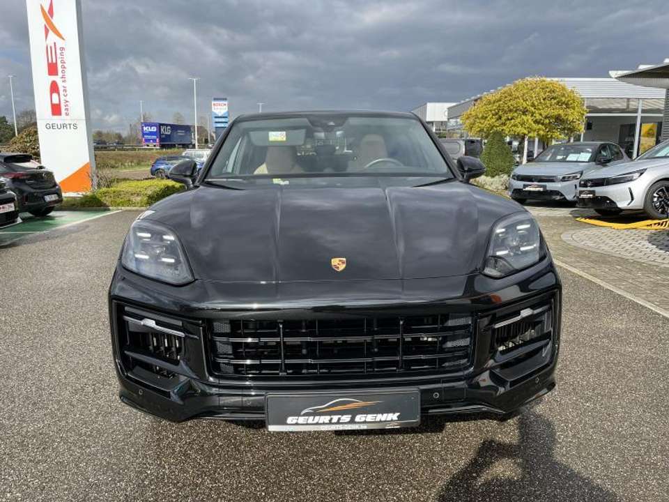 Porsche Cayenne - Imagem 8