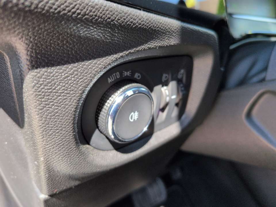 Opel Corsa - Imagem 14