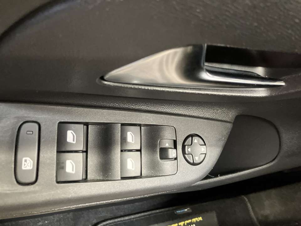 Opel Corsa - Imagem 13