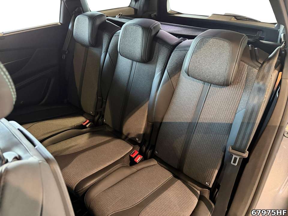 Peugeot 5008 - Imagem 12