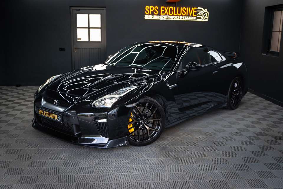 Nissan GT-R - Imagem 5