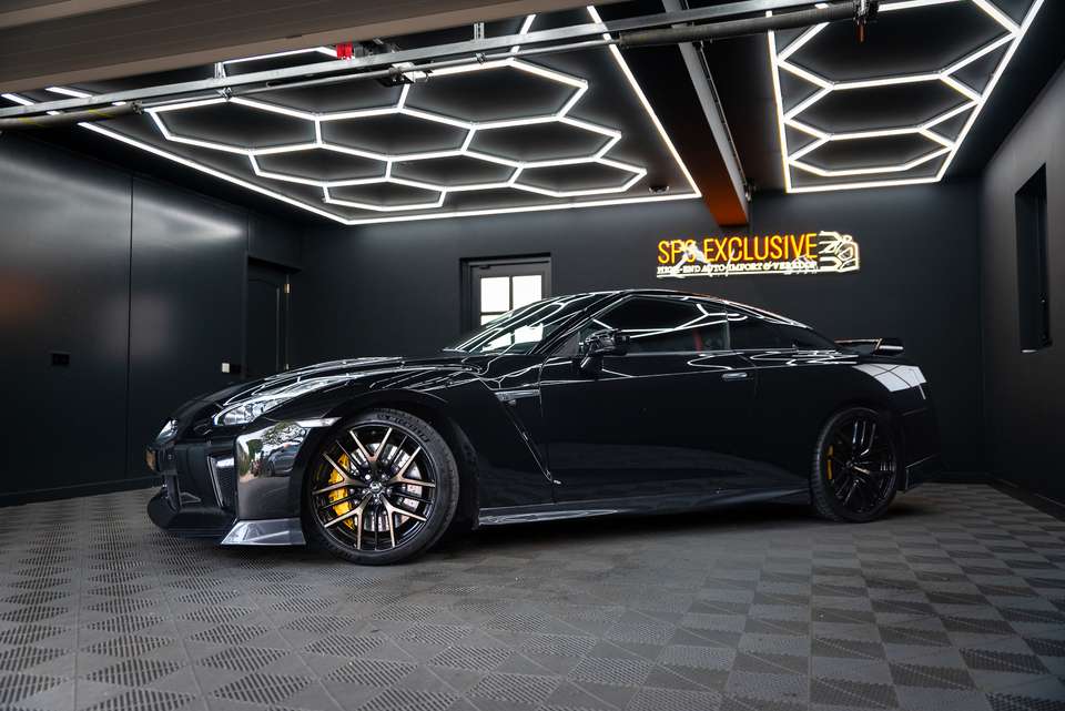 Nissan GT-R - Imagem 12