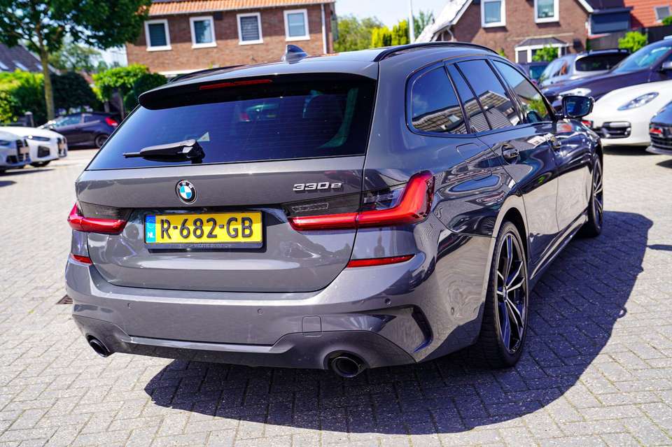 BMW 330 - Imagem 7