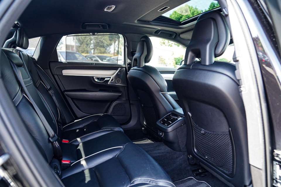 Volvo S90 - Imagem 14